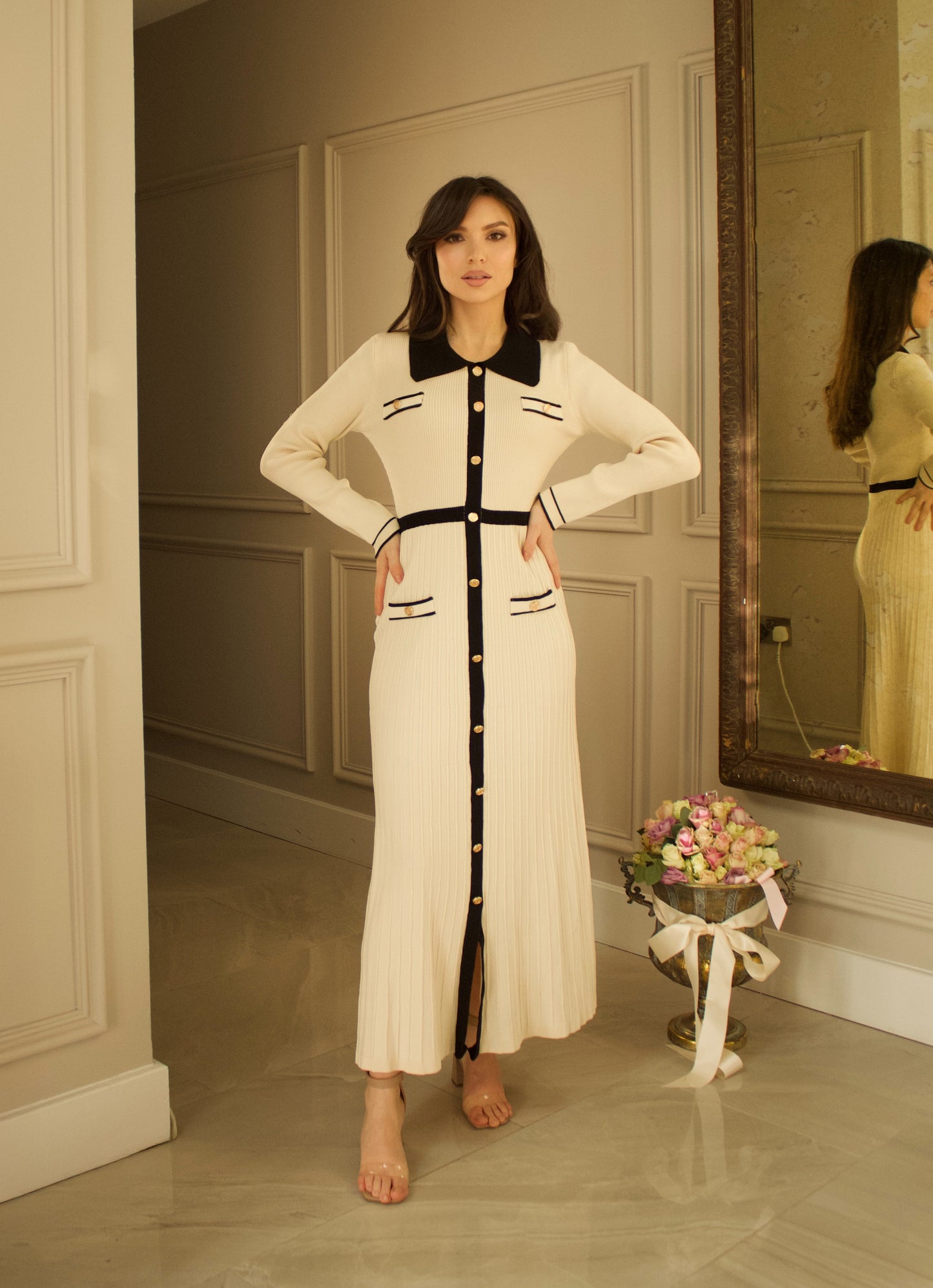 Elegant Ribbed Knit Maxi Dress with Contrast Details