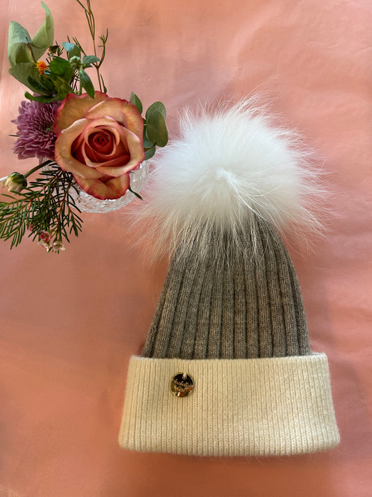 Cashmere Pompom Hat - Grey & Cream